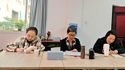 深化專業引領，共筑心理防線——眉山開展心理咨詢案例督導活動暨社會心理服務研討會紀實